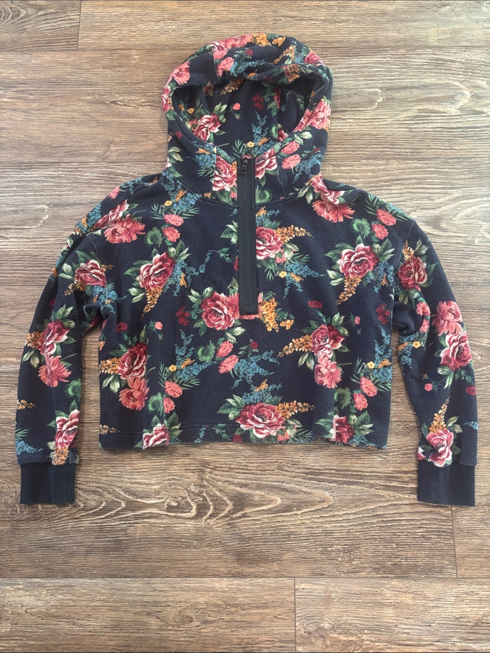 Alice + Olivia Floral Quinlan Copped Hoodie Pullover Black/Red Women's Size S